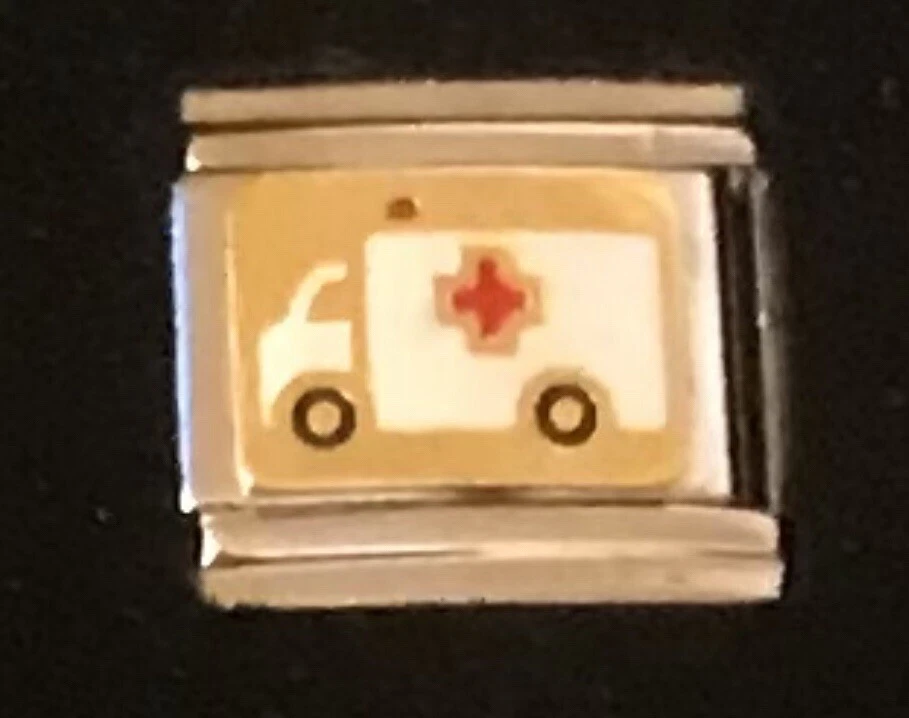 Ambulancia Médica Italiana Dije Esmalte Eslabón 9MM K47 Foto 1 de 1