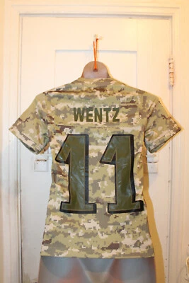NIKE Philadelphia Eagles Carson Wentz #11 NFL Jersey Salute To Service Youth S 8 - Image 1 of 4