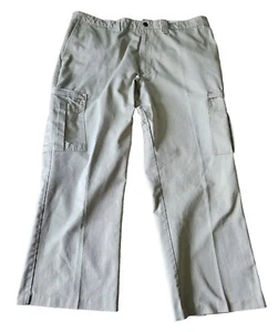 Men's Dickies size 42 x 30 Khaki Tan Beige Classic Pants Work Wear Cargo Pockets - Picture 1 of 6