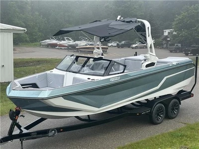 2025 Nautique GS22  Steel Blue Metal Flake - Image 1 of 4