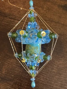 Vintage handgefertigte Stecknadel blau Spitze Perlen Weihnachtsschmuck - Bild 1 von 6