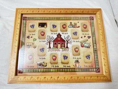 Marco de regla de madera de 1er-12to grado collage anual de días escolares Foto 1 de 2