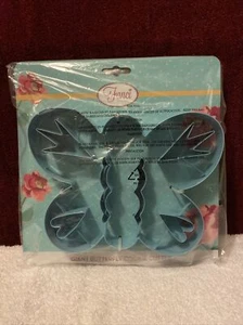 Cortador de Galletas Mariposa Gigante, 8" x 6" Por Fanci Nuevo - Imagen 1 de 3