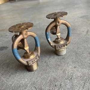 Lot Set of 2 Vintage Central Fire Sprinkler Heads - Picture 1 of 16