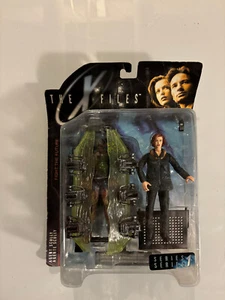 AGENT DANA SCULLY McFarlane Toys X-Files Series 1 With Victim Action Figure - Picture 1 of 4