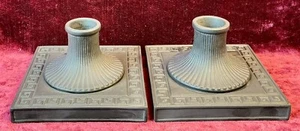 A Superb Vintage Pair Of Wedgwood Black Basalt Squat Greek Key Candlesticks. - Picture 1 of 7