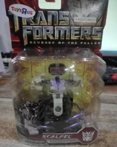 Transformers Scalpel Revenge of the Fallen Hasbro Toys Scout Rotf Figure 2008 - Picture 1 of 2