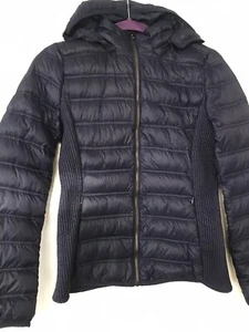 United Colors of Benetton Daunenjacke mit Kapuze marineblau Puffergröße: S - Bild 1 von 8