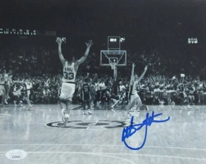 Christian Laettner Autographed Duke Blue Devils 8x10 Photo JSA 187698 - Picture 1 of 3