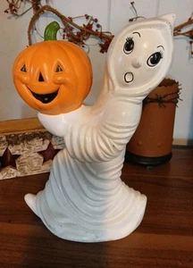 12” Vintage Ceramic Halloween Ghost Holding Pumpkin Halloween Jack-o-lantern - Picture 1 of 6