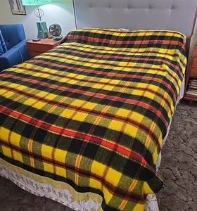 Vintage Yellow Plaid Acrylic Blanket Nylon Trim 68 x 85 Beacon WPL 1675 - Picture 1 of 8