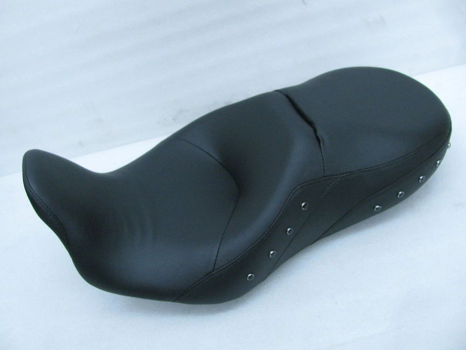 Harley Davidson Touring Seat Street Glide Road King Ultra Limited 52000038 - Image 1 of 1