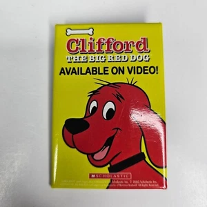 Chaleco Clifford Big Red Dog Dibujos Animados Película Publicidad Vintage Pinback Pin Bag - Imagen 1 de 5