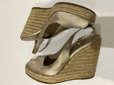 Sandalias de cuña Prada punta abierta marfil satinado tacón alpargata talla 38 Foto 1 de 4