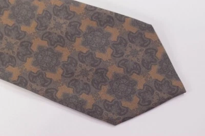 Corbata de cuello Luciano Barbera nueva con etiquetas marrón claro con cachemira floral gris 100 % seda Foto 1 de 4