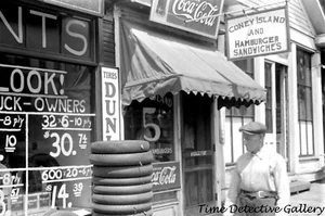 Tire Store, Circleville, Ohio - 1938 - Vintage Photo Print - Bild 1 von 1