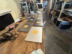 Lot of 7 MacBook Air & Pro. Parts As Is - Afbeelding 1 van 9