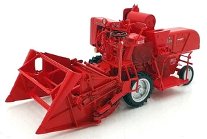 Universal Hobbies 1/32 Scale UH2880 - Massey Ferguson 830 - Red - Picture 1 of 5