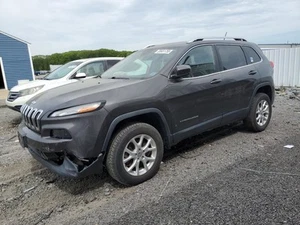 Passenger Tail Light Quarter Panel Mounted LED Fits 14-18 CHEROKEE 815885 - Picture 1 of 12