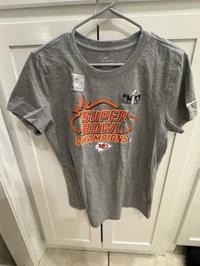 New NWOT Nike Women's Kansas City Chiefs Super Bowl Champs Shirt KC - Picture 1 of 6