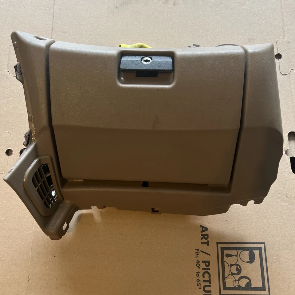 Guantera interior delantera BMW Z3 Roadster 96-02 cupé beige arena con pestillo OEM Foto 1 de 4