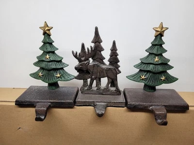 Juego de 2 soportes para medias de hierro fundido para árbol de Navidad y 1 alce 5 x 7  Foto 1 de 4