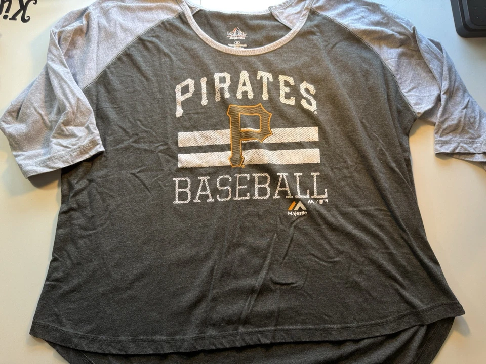 Camiseta majestuosa manga 3/4 piratas para mujer talla 2X Foto 1 de 4