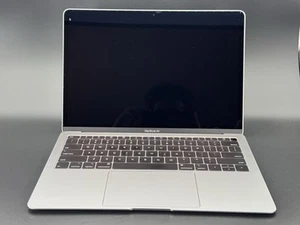 Macbook air retina 13 inch i5 2018 /   8gb ddr3 / 256 ssd / 221 cycle   Touch ID - Picture 1 of 8