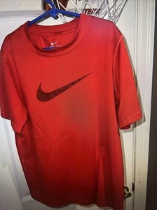 Nike Boys Youth M Medium Red Short Sleeve Shirt Dri-Fit Black Swoosh - Picture 1 of 4