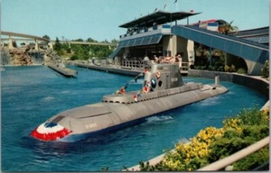 Postal vintage de DISNEYLAND Tomorrowland Anaheim ""SUBMARINE RIDE"" E-9 sin usar - Imagen 1 de 2