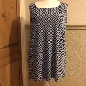 Simply Be Size 20 Blue Patterned Sleeveless Top - Picture 1 of 10