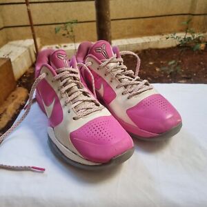 Nike Zoom Kobe V 5 Think Pink Breast Cancer Awareness Shoes Size 8 US 407710-612