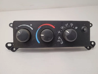 2007-2008 MITSUBISHI RAIDER Temperature Control AC 55056568AD - Image 1 of 4