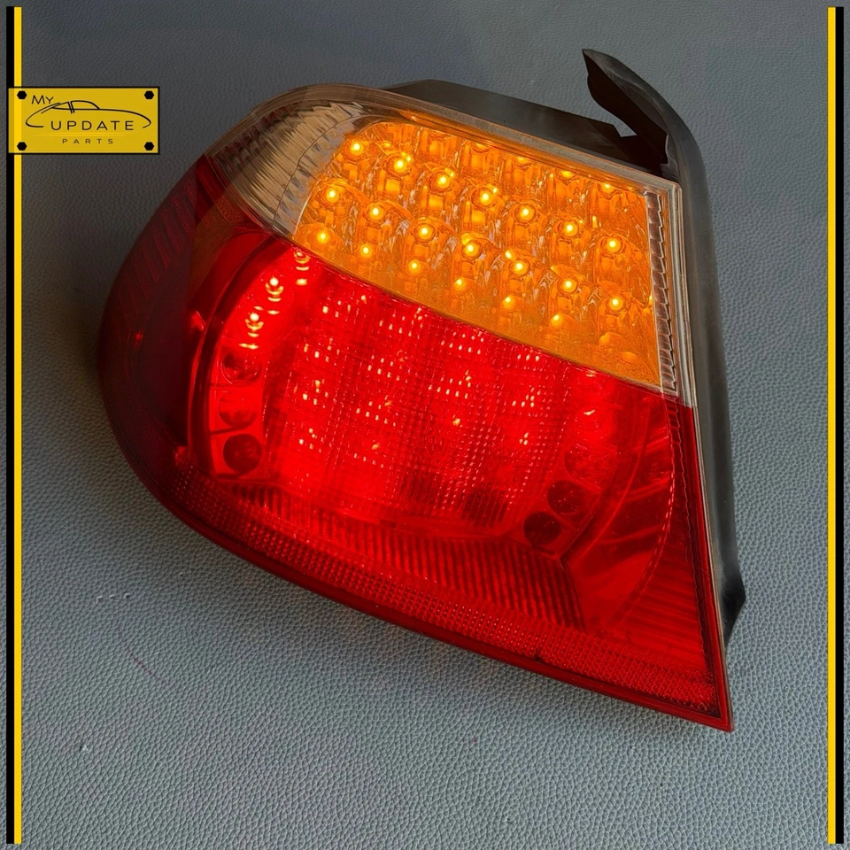 2004-2006 宝马 Coupe E46 M3 325Ci 尾灯右驱动侧原始设备制造商 LED — 第 1/4 张图片