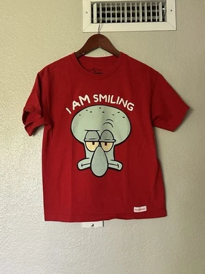 CAMISA VERMELHA LULA BOB ESPONJA UNIVERSAL STUDIOS JUVENIL TAMANHO L UNISSEX - Imagem 1 de 4