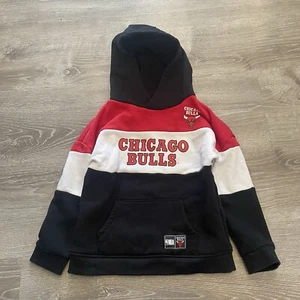 Chicago Bulls NBA Basketball Kids Pullover Hoodie Sweatshirt Size 5-6 Small - Picture 1 of 4