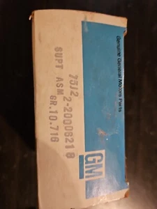NOS GM 20006218 Front Door Window Bumper Support FOR 77-81 Olds/Buick/Pont/Chevy - Picture 1 of 7