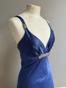 VINTAGE 1980s Jessica McClintock For Gunne Sax. Satin Blue With Train Diamanté - Picture 1 of 11