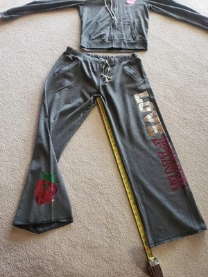 VINTAGE VICTORIA'S SECRET PINK SWEATSUIT BOYFRIEND PANT STRAWBERRY LARGE - Image 1 of 4