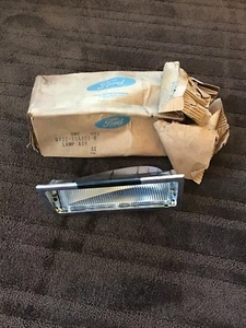 1977-79 Ford Cornering Lamp NOS Ford Part  # D7OZ-15A201-B - Picture 1 of 12