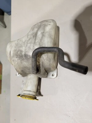 Subaru B9 Tribeca 2006 tanque de desbordamiento anticongelante 3,0 L Foto 1 de 3