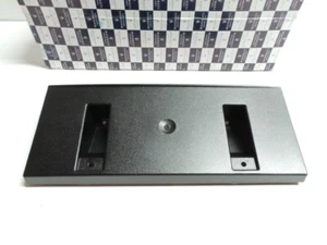 NEU&ORIG Maserati Ghibli 2013- Stoßstange Kennzeichen Halterung vorne 670069404 - Picture 1 of 3