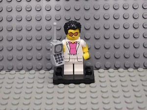 NEW ~ Lego ~ Series 17 ~ Minifigure ~ Yuppie ~ 71018 - Picture 1 of 1