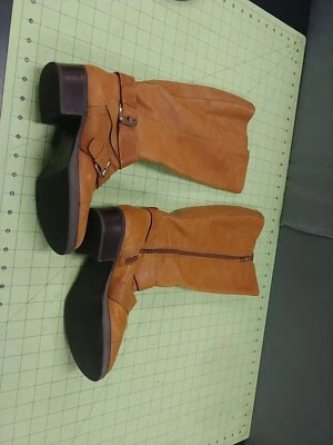 Botas por encima de la rodilla BCBG Generation talla 7.5B modelo BG-MARISOL Foto 1 de 4