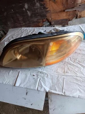 Conjunto de faros izquierdo FORD WINDSTAR 99 00 01 02 03 Foto 1 de 4