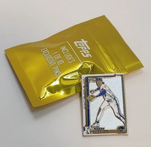 Prendedor esmaltado Superbox serie 1 Topps Bobby Witt Jr. Topps 2025 Kansas City Royals - Imagen 1 de 3