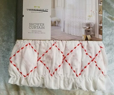 Threshold缩褶Zig Zag刺绣浴帘珊瑚白色夏季棉  — 第 1/4 张图片