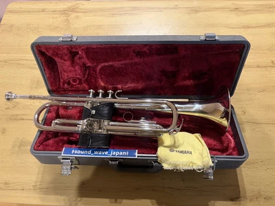 Estuche rígido viento trompeta Yamaha YTR-136 JP YTR136 plata latón Nikkan Japón Foto 1 de 4