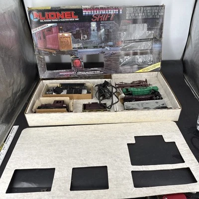 1988 Lionel O27 Gauge Midnight Shift Pennsylvania Diesel Switcher Train Set - Image 1 of 4