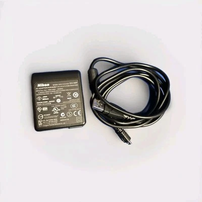 Cargador Original Nikon EH-68P CoolPix P100 S3000 S4000 S6000 S640 S70 S80 S8000 Foto 1 de 4